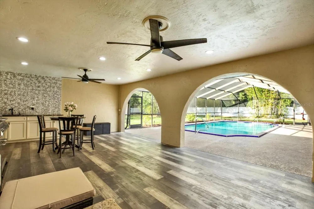 7487 RIVER COUNTRY DRIVE Weeki Wachee, FL 34607
