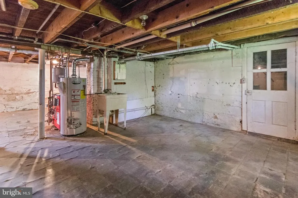 4310 BIDDISON LANE Baltimore, MD 21206