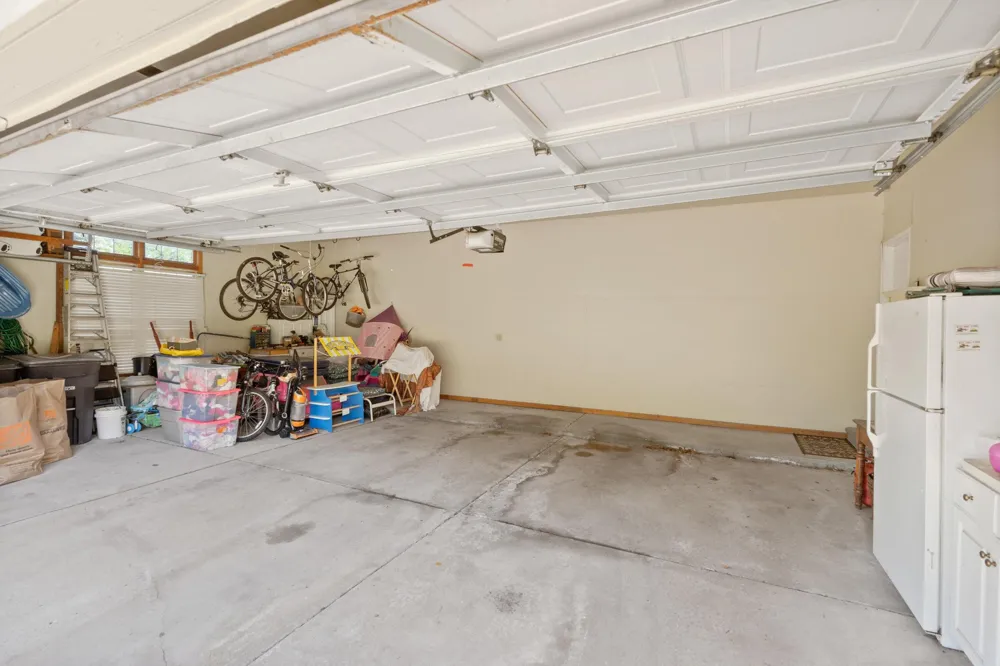 17733 Rolling Woods Circle Northville, MI 48168