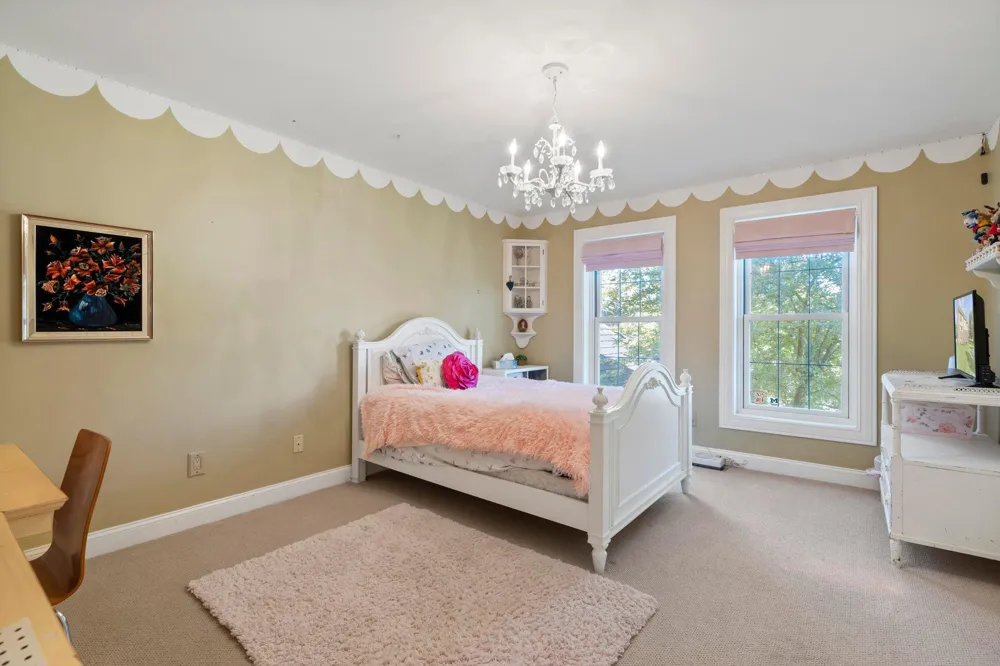 17733 Rolling Woods Circle Northville, MI 48168