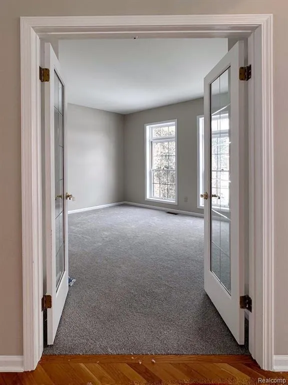 17733 Rolling Woods Circle Northville, MI 48168