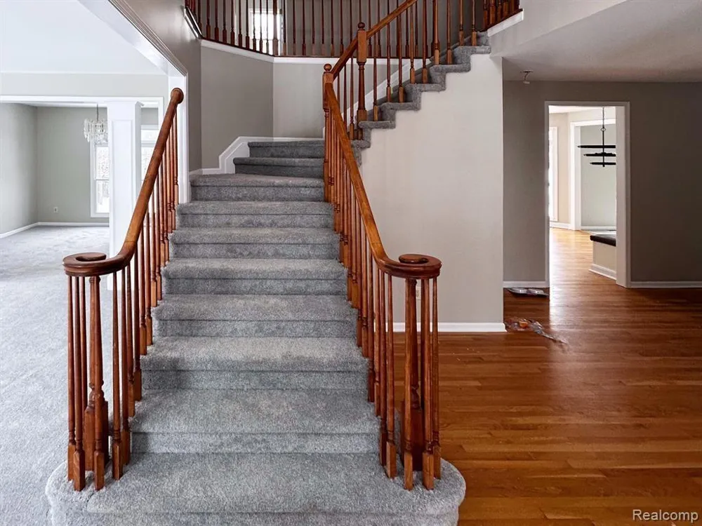 17733 Rolling Woods Circle Northville, MI 48168