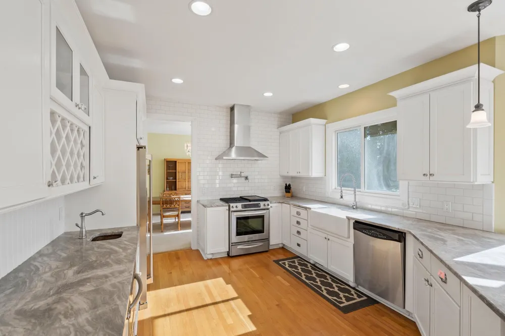 17733 Rolling Woods Circle Northville, MI 48168