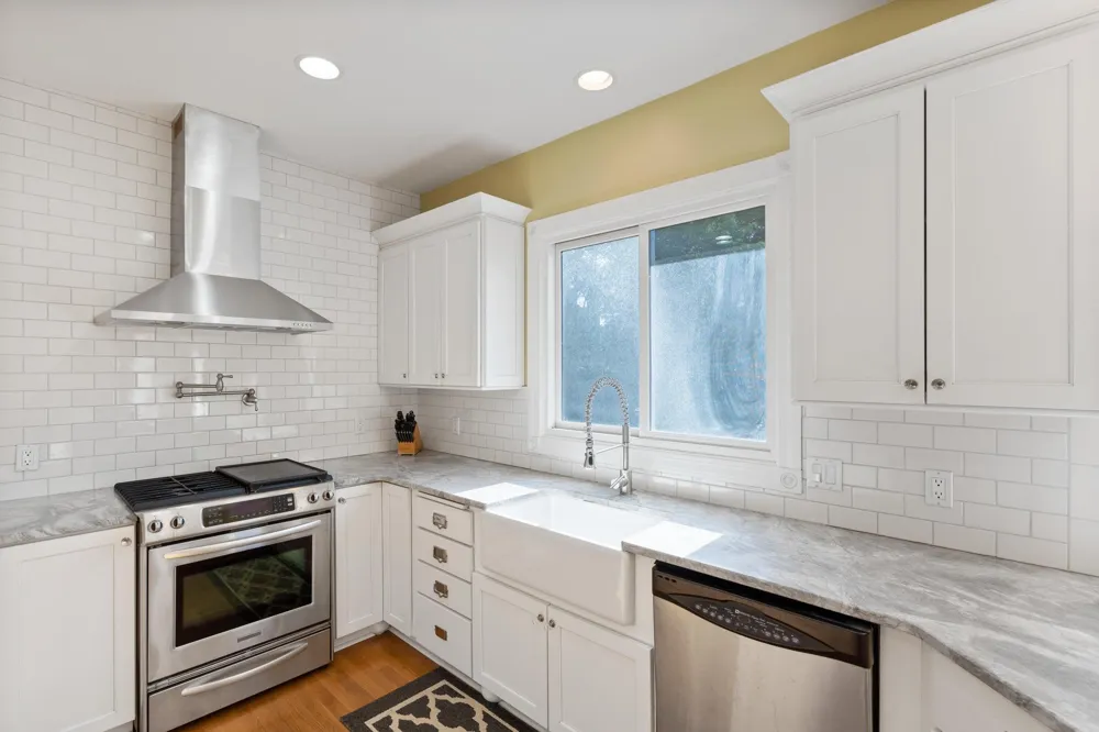 17733 Rolling Woods Circle Northville, MI 48168