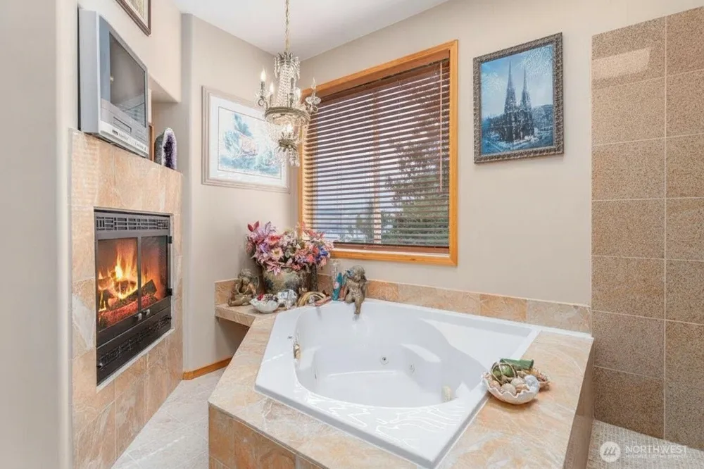 7371 Ridgeview Drive Chelan, WA 98816