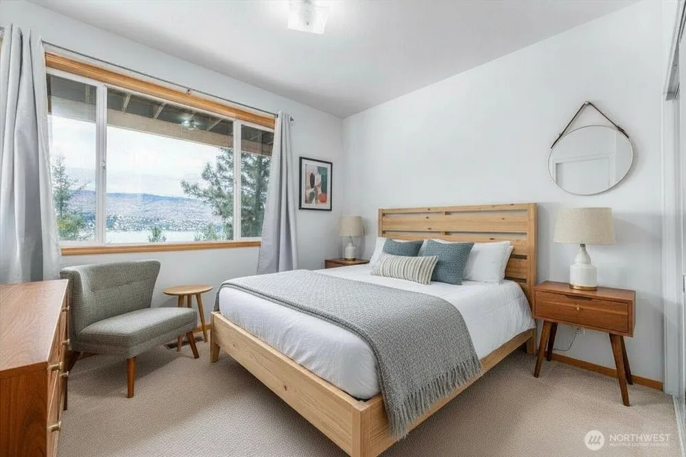 7371 Ridgeview Drive Chelan, WA 98816