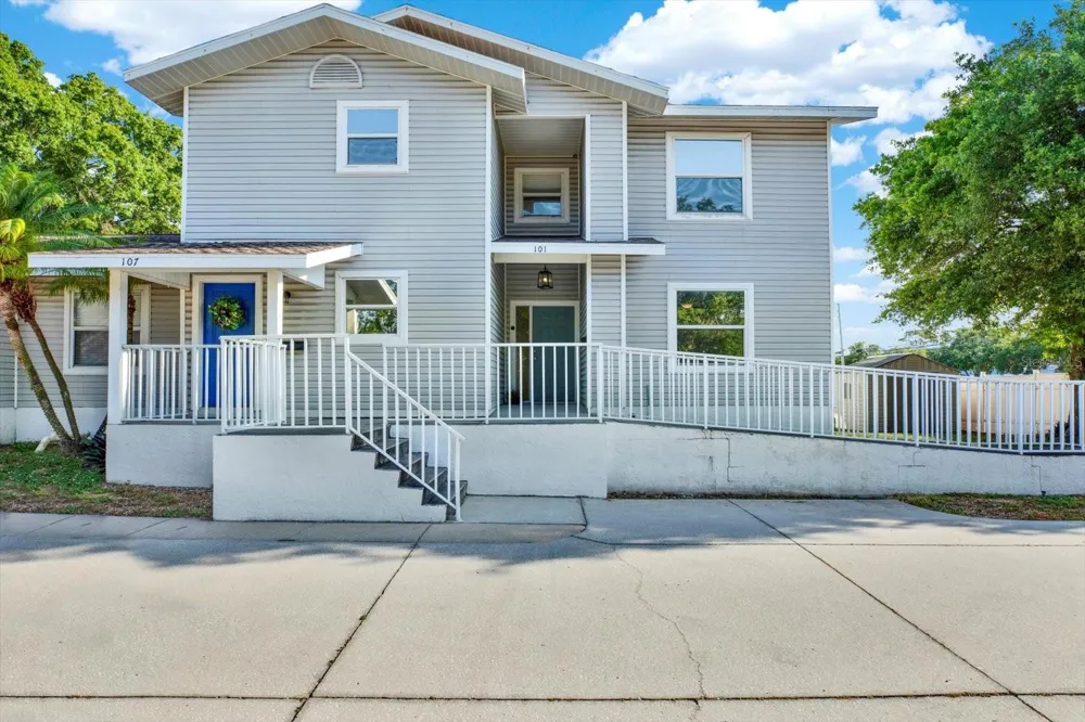 107 47TH AVENUE St Petersburg, FL 33703
