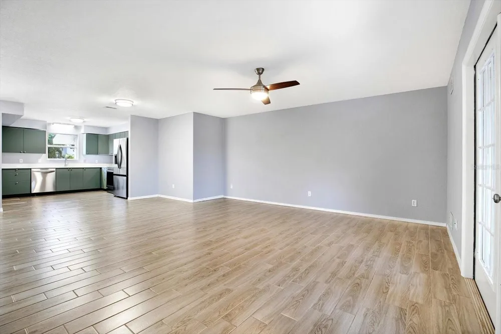 107 47TH AVENUE St Petersburg, FL 33703