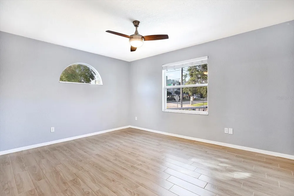 107 47TH AVENUE St Petersburg, FL 33703