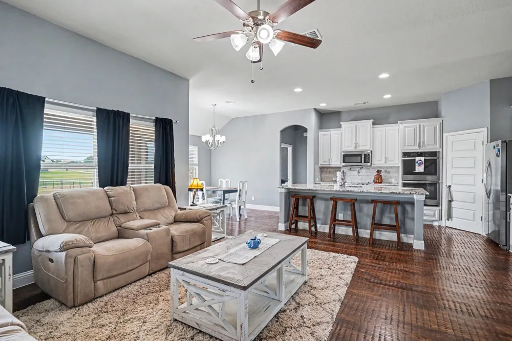 718 Cactus Creek Court Godley, TX 76044