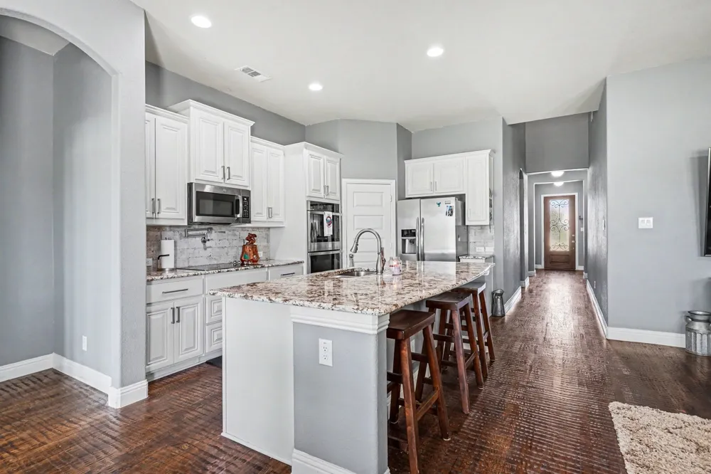 718 Cactus Creek Court Godley, TX 76044