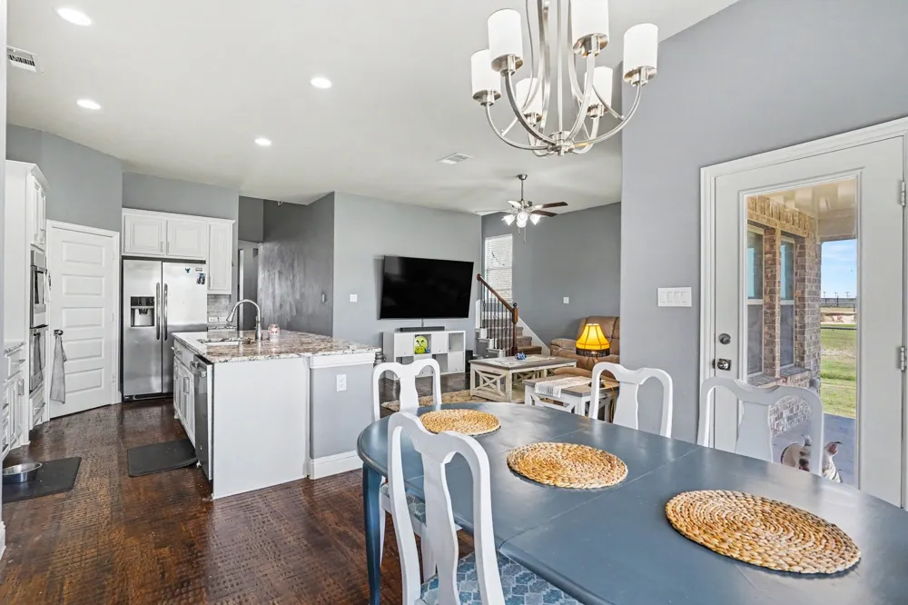718 Cactus Creek Court Godley, TX 76044