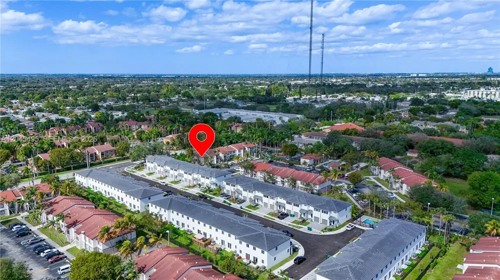 5125 SW 37th St Pembroke Park, FL 33023