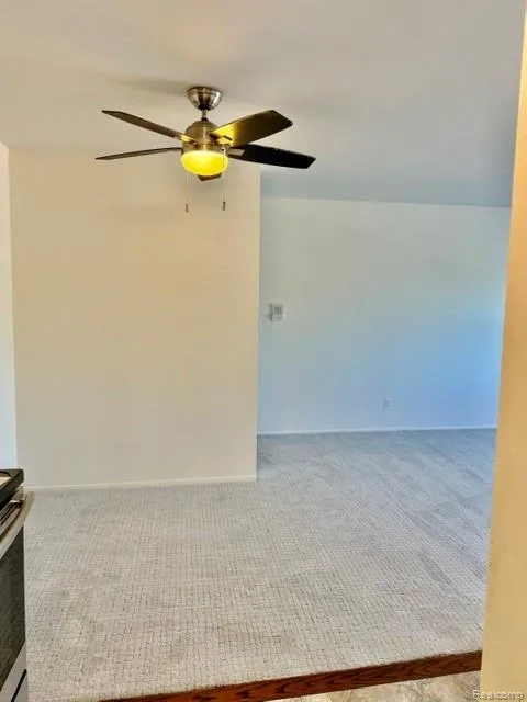 805 PLATE STREET #210 Rochester City, MI 48307