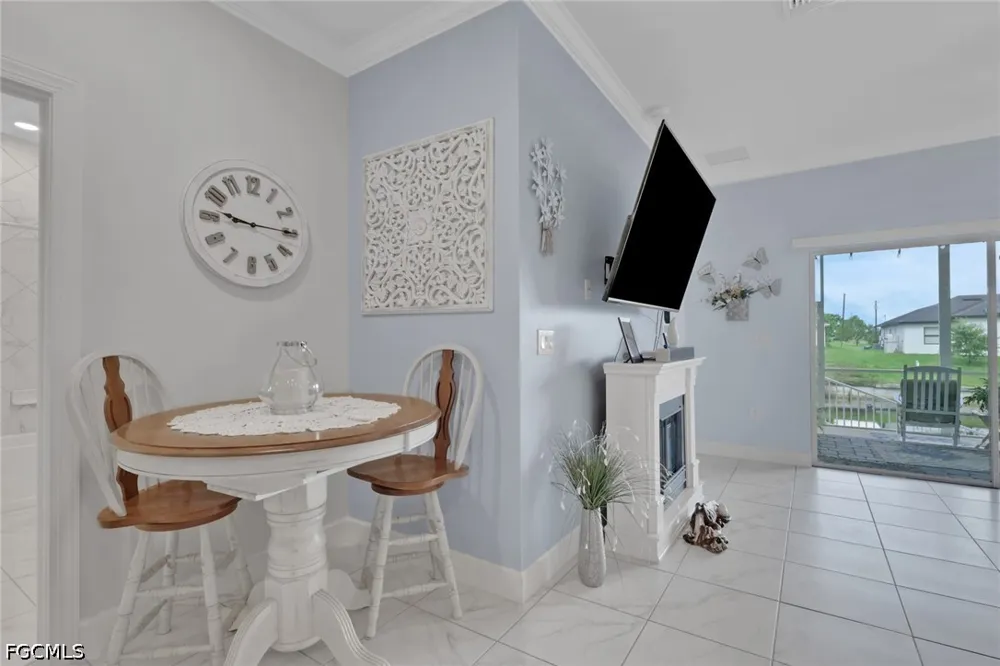 NE 8th Place Cape Coral, FL 33909