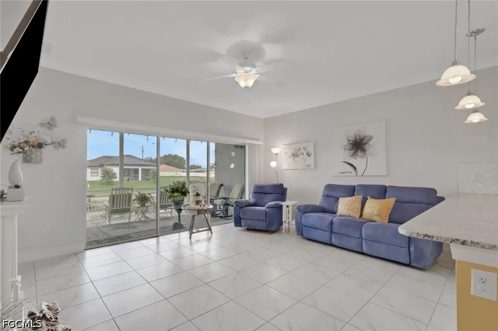 NE 8th Place Cape Coral, FL 33909