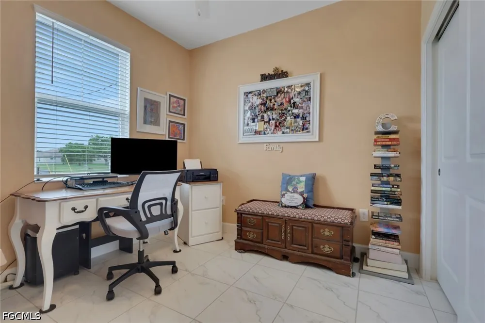 NE 8th Place Cape Coral, FL 33909