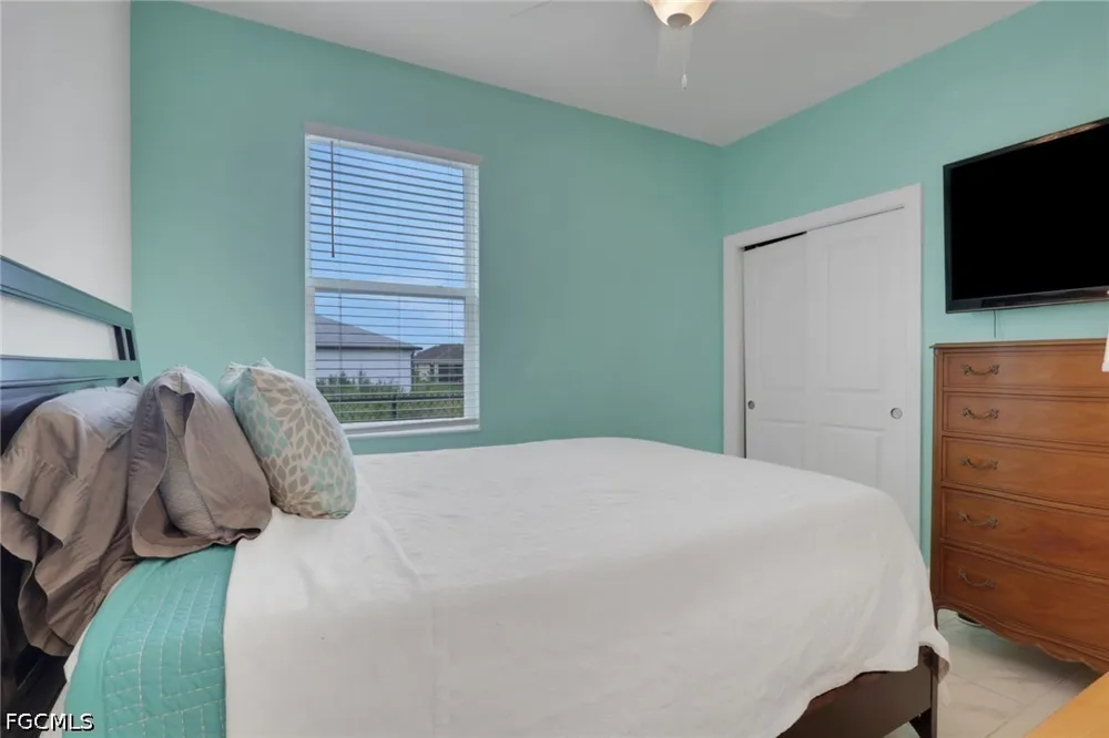 NE 8th Place Cape Coral, FL 33909