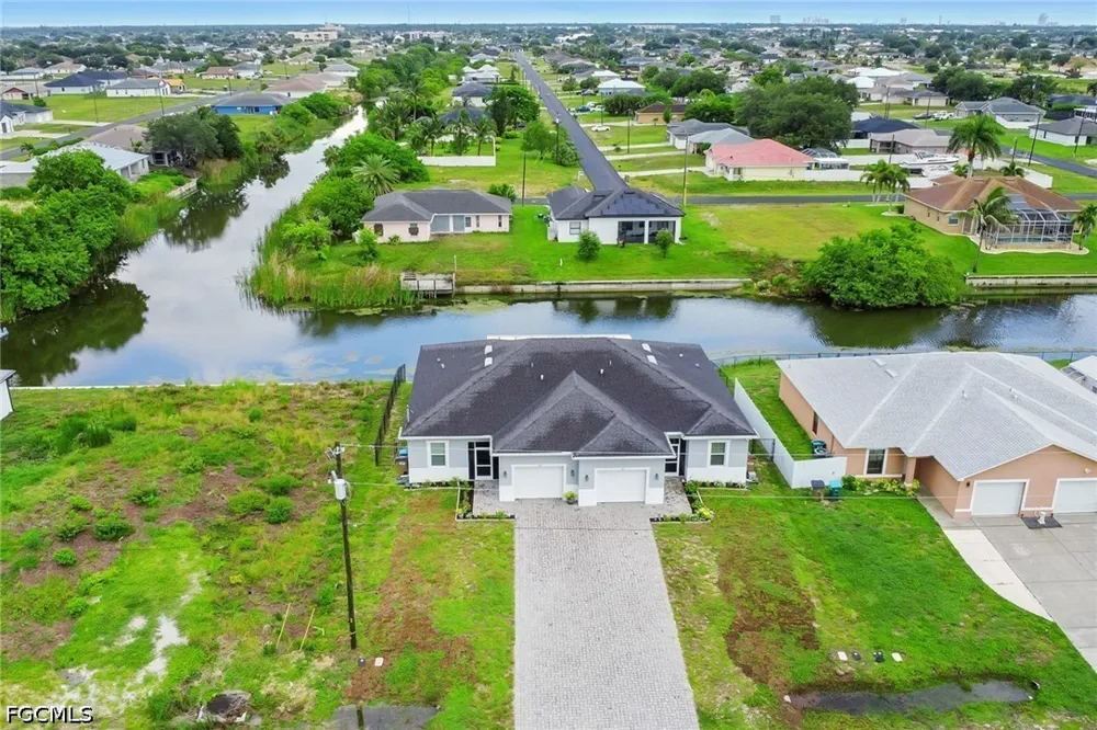 NE 8th Place Cape Coral, FL 33909