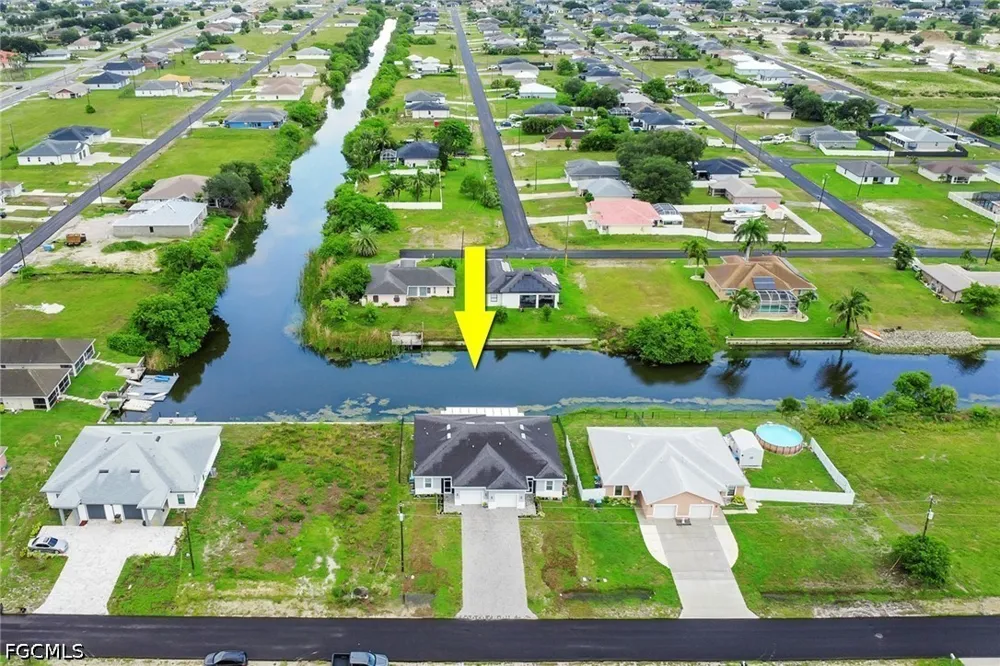 NE 8th Place Cape Coral, FL 33909