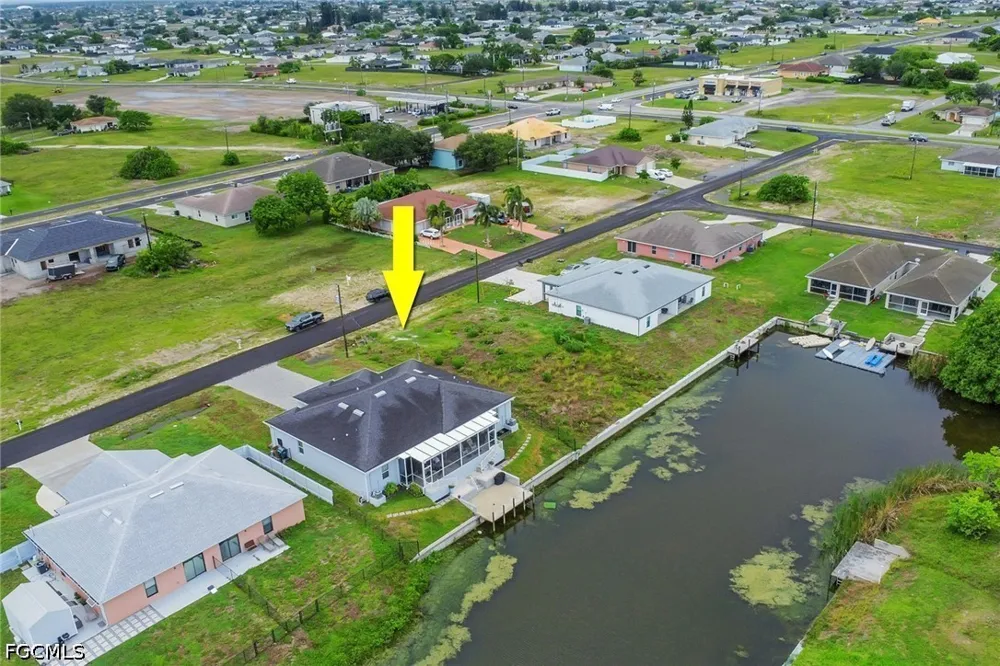 NE 8th Place Cape Coral, FL 33909