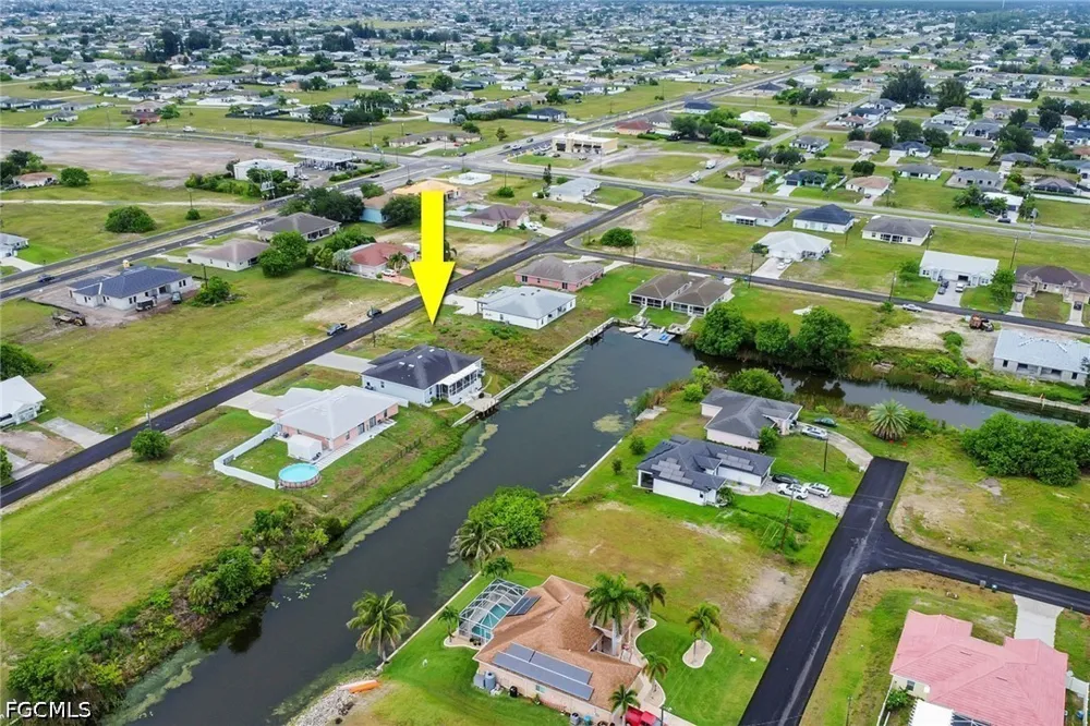 NE 8th Place Cape Coral, FL 33909