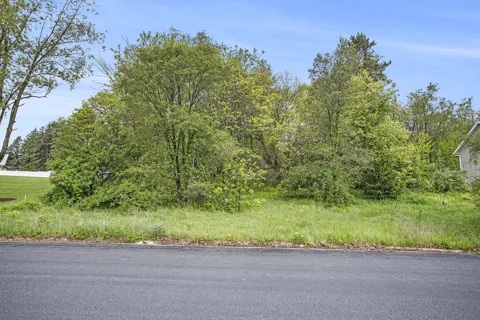 184 Shadowood Lane