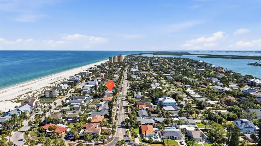 726 MANDALAY AVENUE Clearwater Beach, FL 33767
