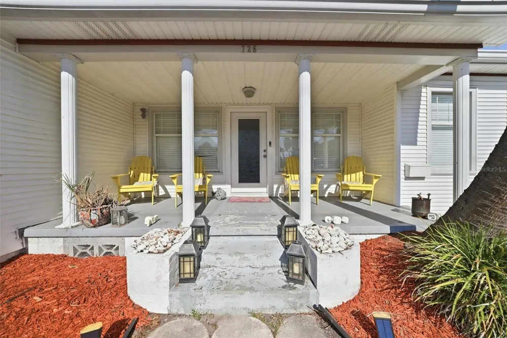 726 MANDALAY AVENUE Clearwater Beach, FL 33767