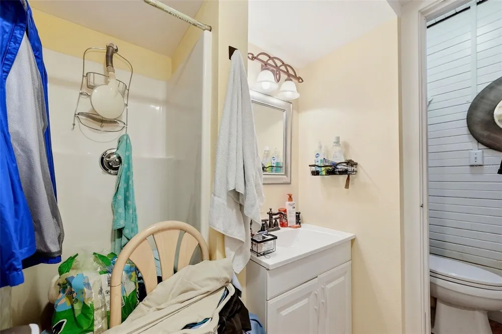 726 MANDALAY AVENUE Clearwater Beach, FL 33767