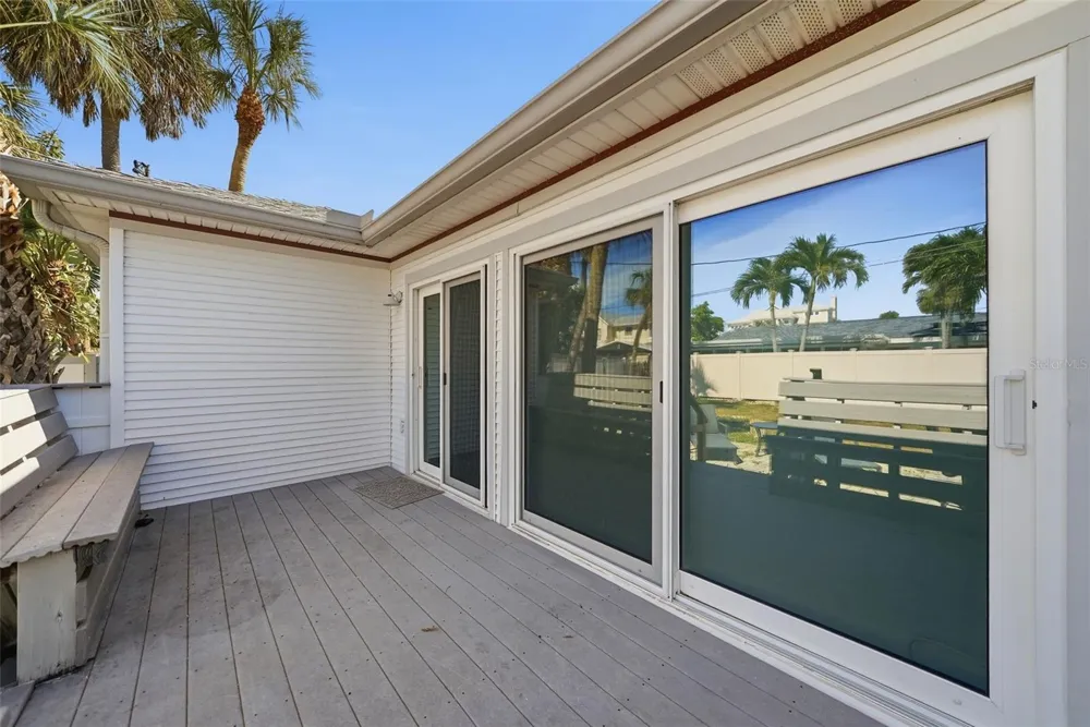 726 MANDALAY AVENUE Clearwater Beach, FL 33767