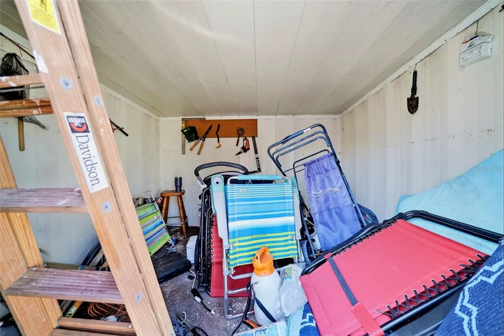726 MANDALAY AVENUE Clearwater Beach, FL 33767