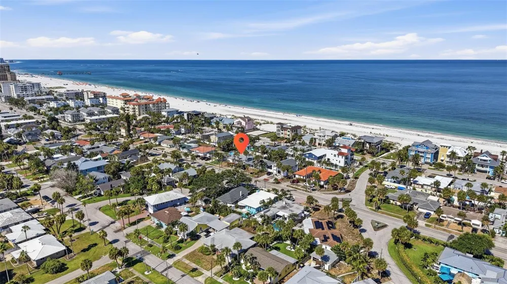 726 MANDALAY AVENUE Clearwater Beach, FL 33767