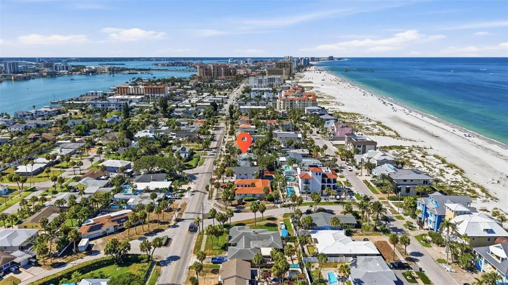 726 MANDALAY AVENUE Clearwater Beach, FL 33767