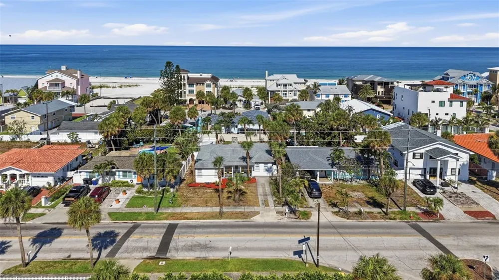 726 MANDALAY AVENUE Clearwater Beach, FL 33767