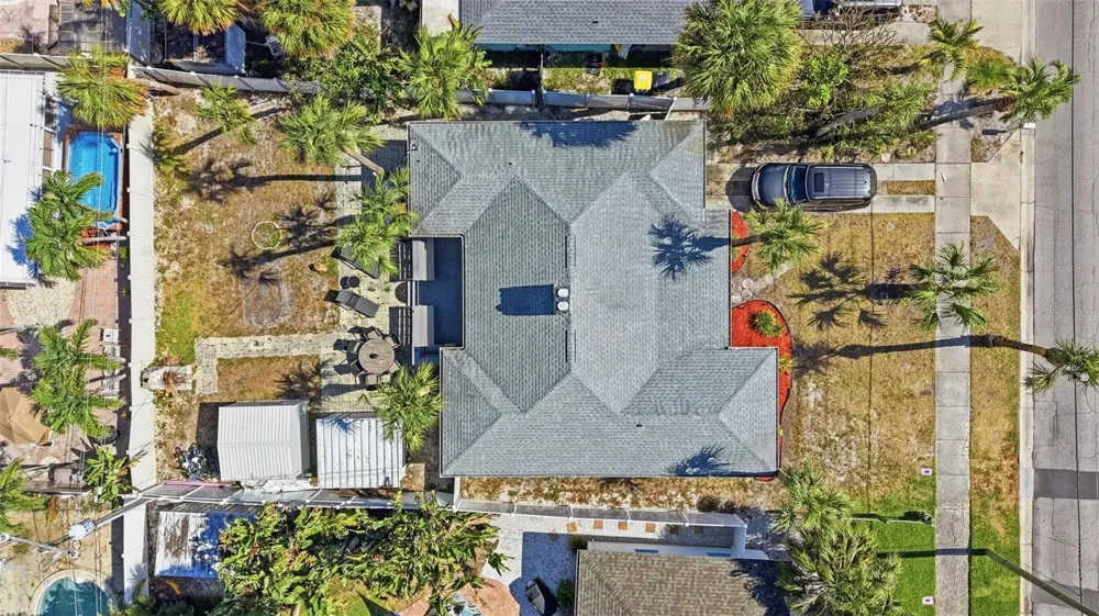 726 MANDALAY AVENUE Clearwater Beach, FL 33767