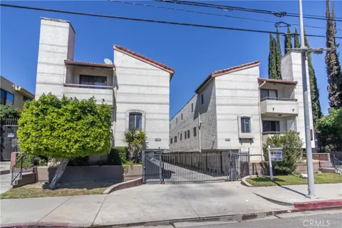 13203 Vanowen Street #8