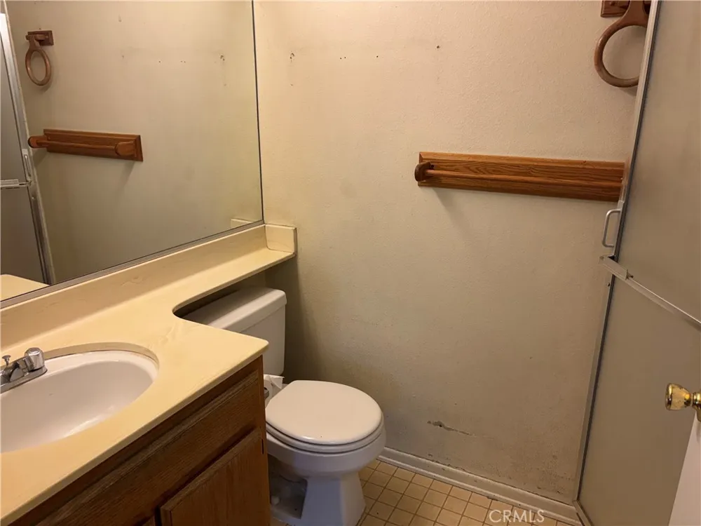 9714 Sepulveda #113 North Hills, CA 91343