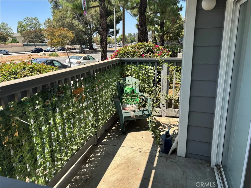 9714 Sepulveda #113 North Hills, CA 91343