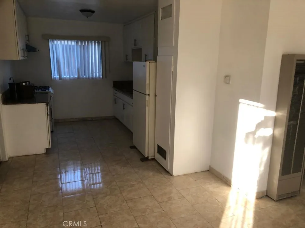 2026 S Ridgeley Los Angeles, CA 90016