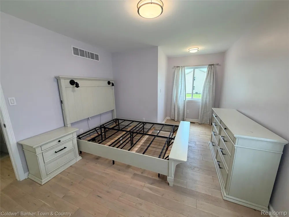 5881 Woodruff View Drive Brighton Township, MI 48116