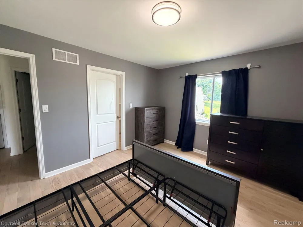 5881 Woodruff View Drive Brighton Township, MI 48116