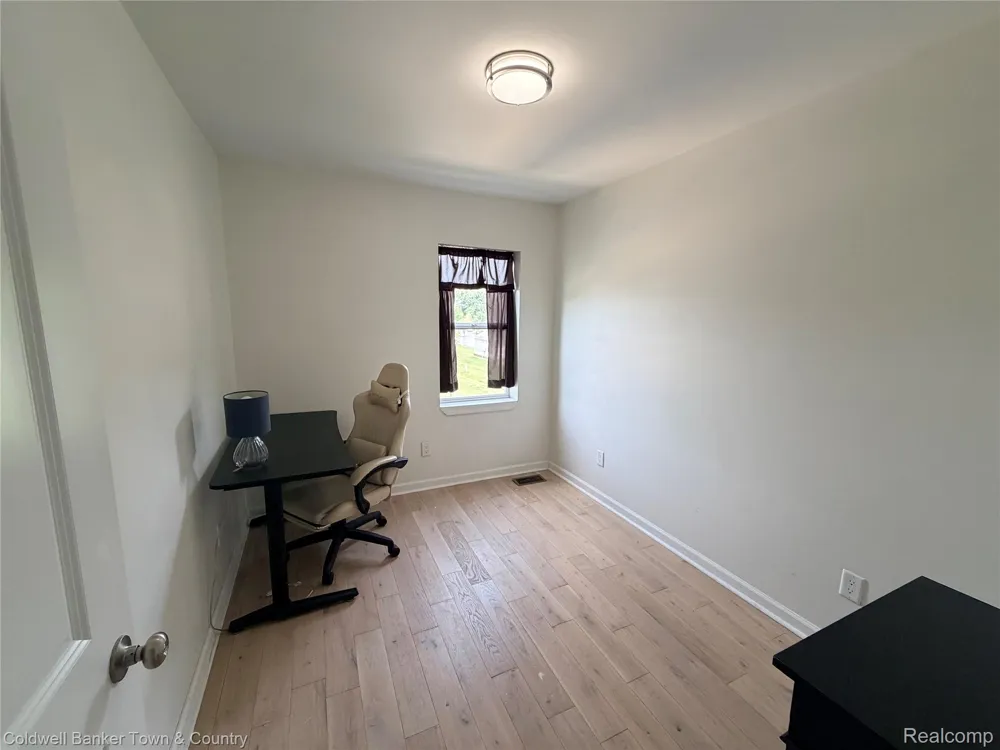 5881 Woodruff View Drive Brighton Township, MI 48116