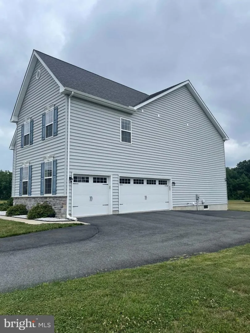 48 HARDROCK DRIVE Smyrna, DE 19977