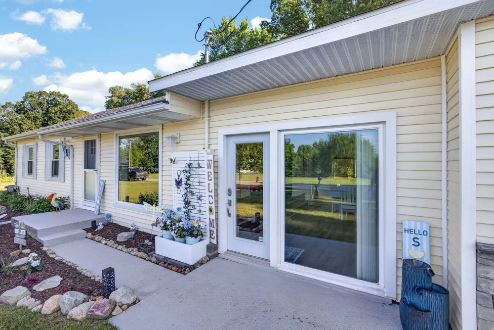 11328 Old Pierce Road Canadian Lakes, MI 49346