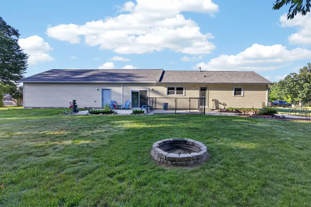 11328 Old Pierce Road Canadian Lakes, MI 49346