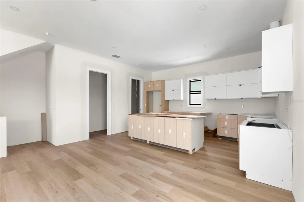 368 14TH STREET St Petersburg, FL 33705