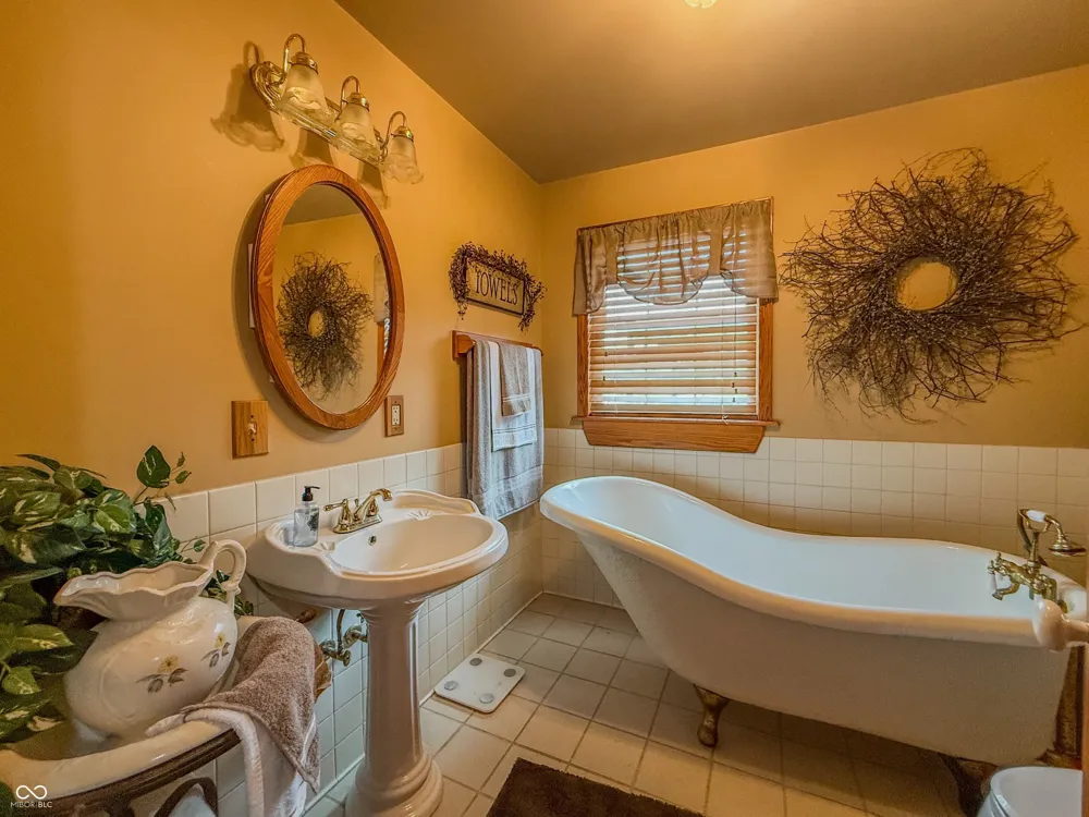 4981 E Rinker Road Mooresville, IN 46158