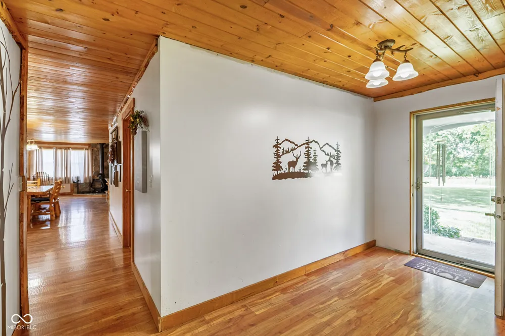 4981 E Rinker Road Mooresville, IN 46158