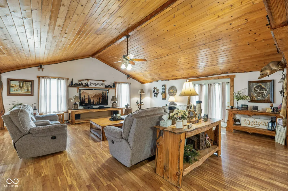 4981 E Rinker Road Mooresville, IN 46158
